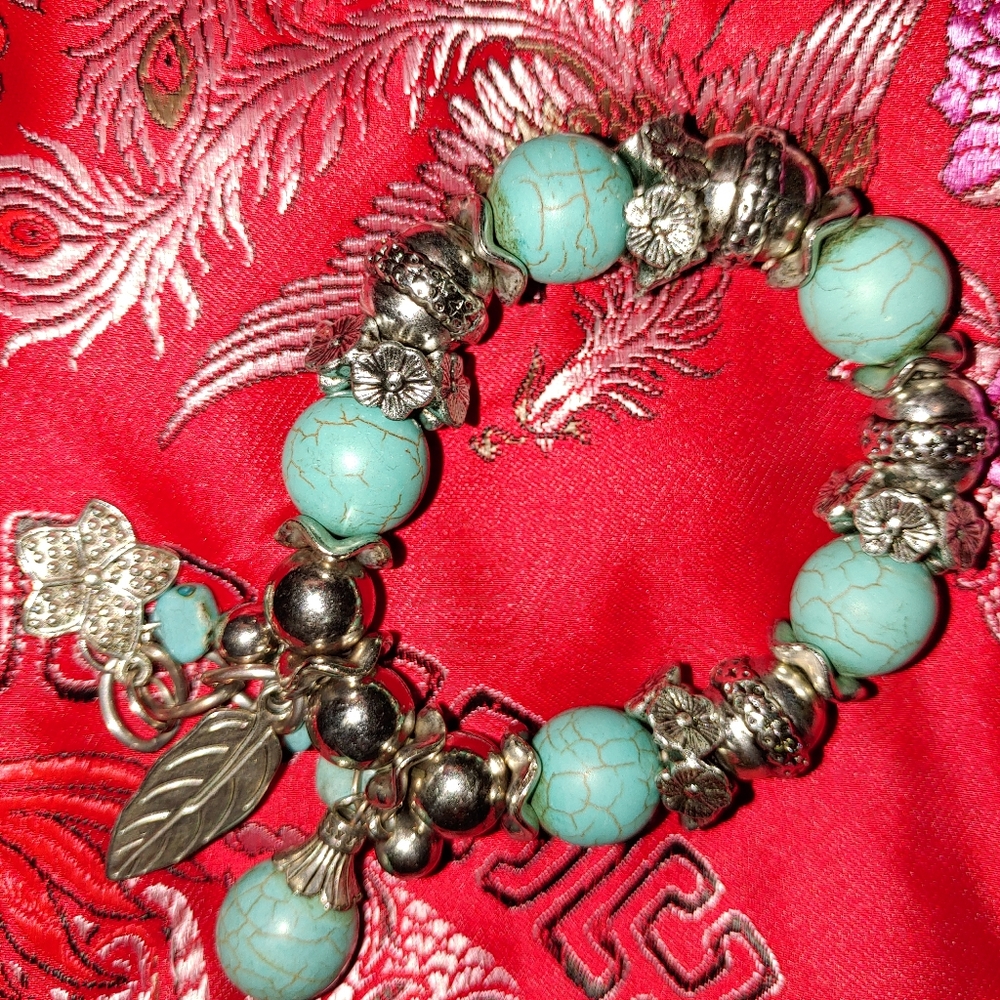 Elegant Blue Turquoise Bracelet Set